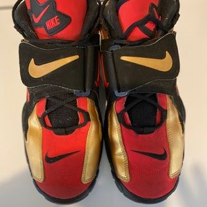 Nike Air Barrage Mid 'Metallic Gold' Mens Sneakers Size 12